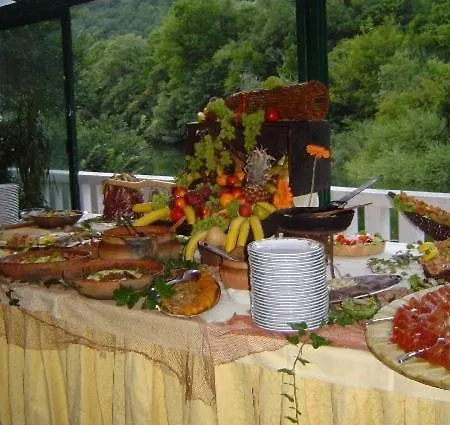 Villa Omis Дом отдыха *